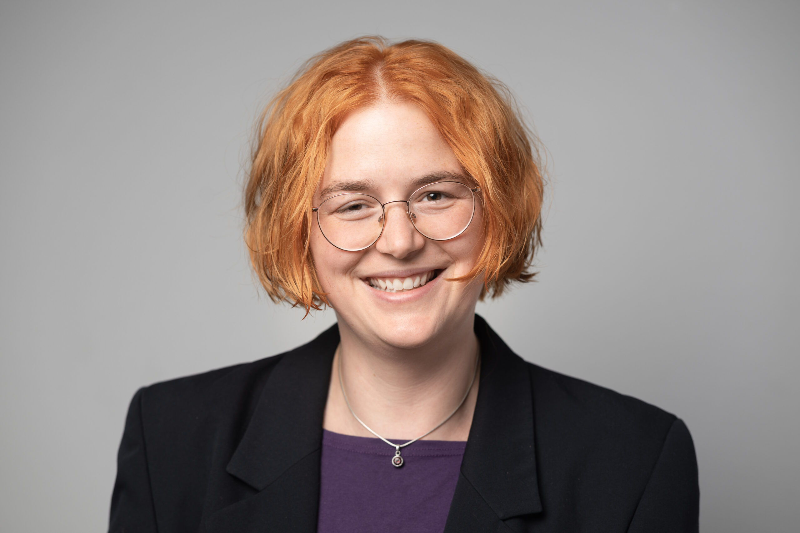 Asya Weißgerber, Künstlerisches Betriebsbüro