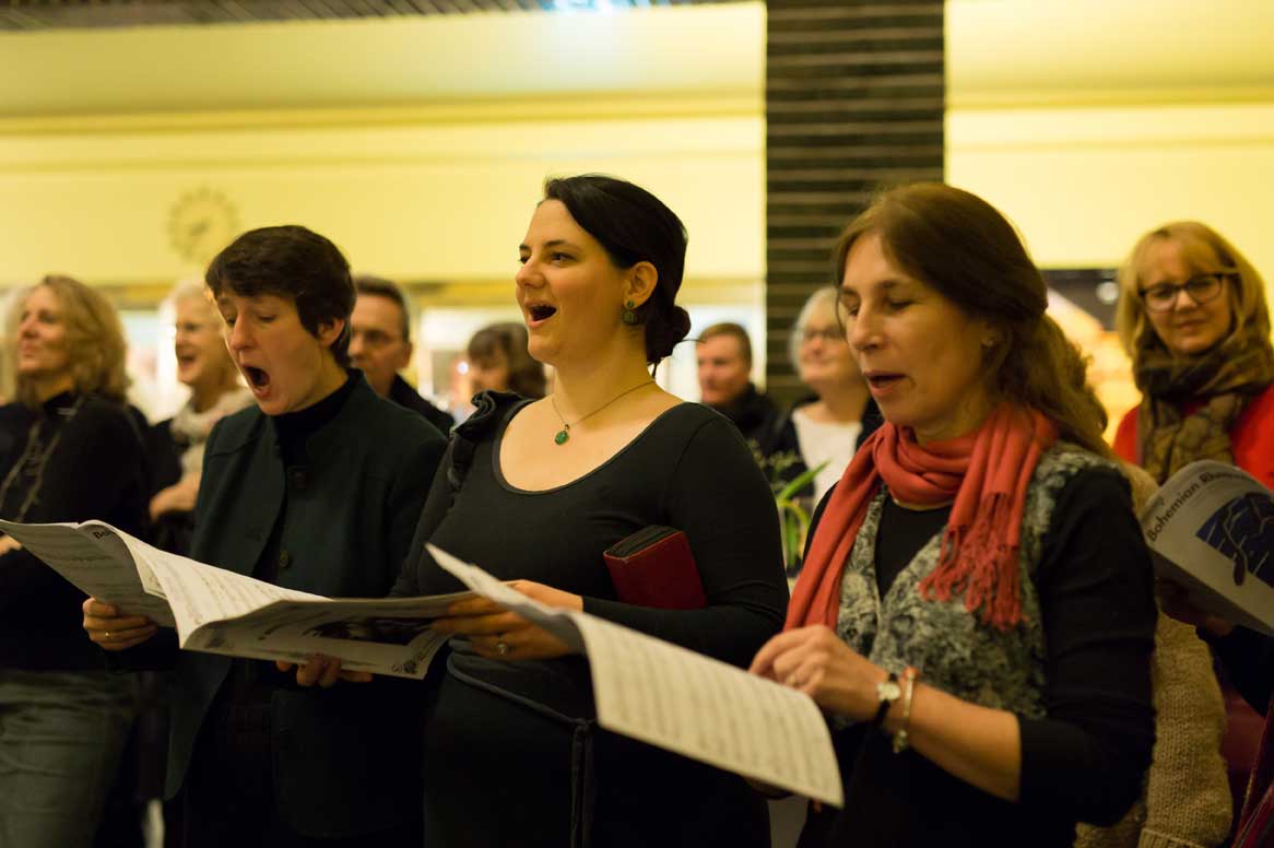 Foto Sabine Eyer singt für die Freunde und Förderer des Rundfunkchores Berlin